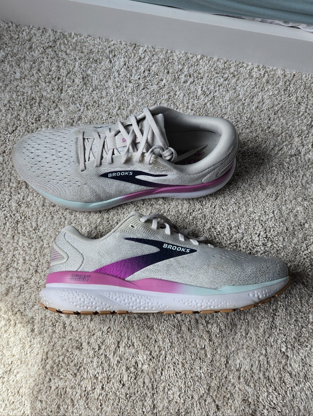 Brooks Ghost 16- Size 11- Wide